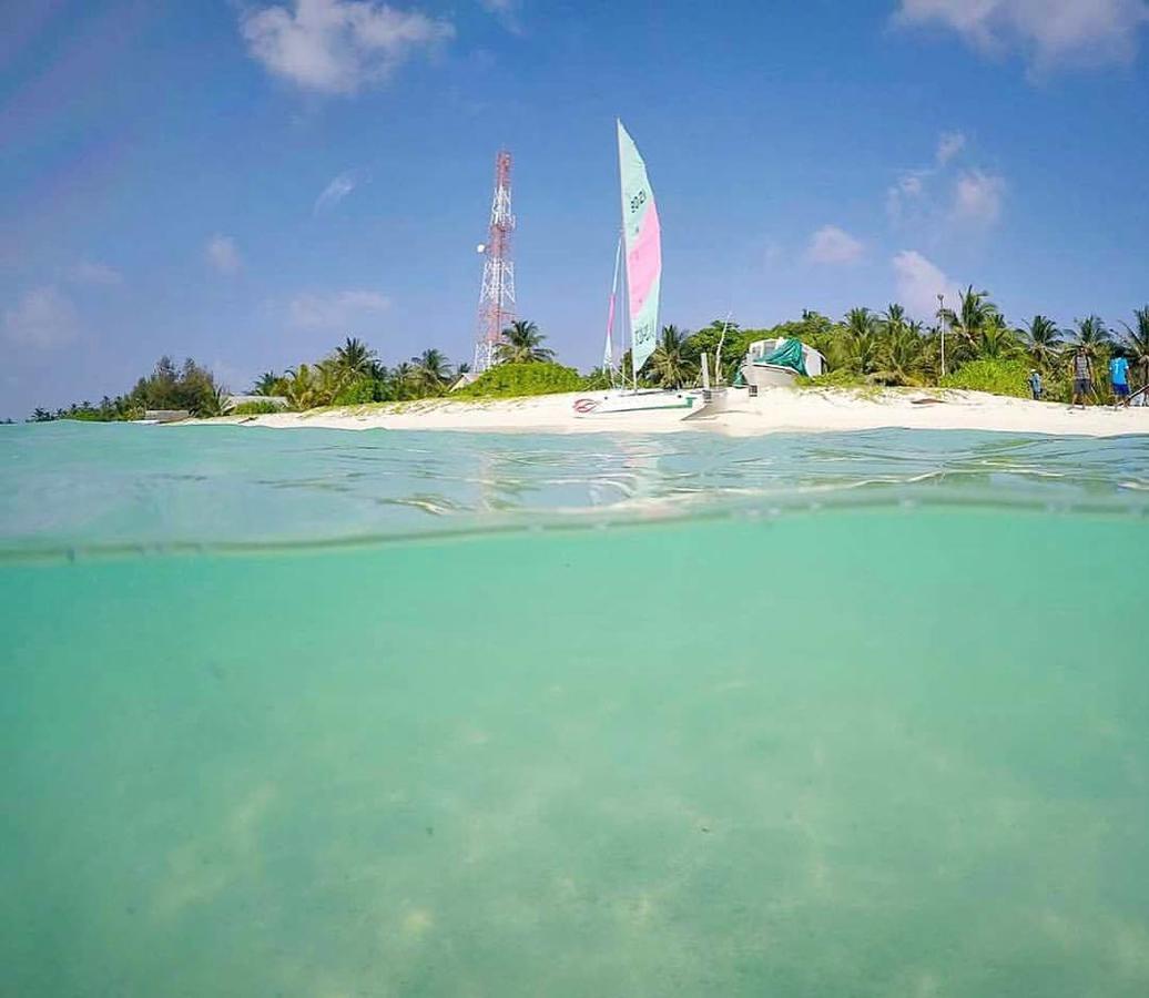 Hotel The Orca Hulhumale Esterno foto